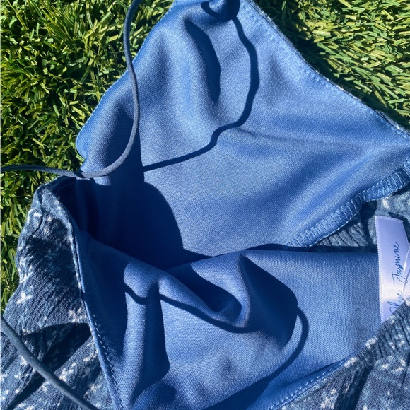 Women’s Decorative Tank Top - Picture 4 of 5